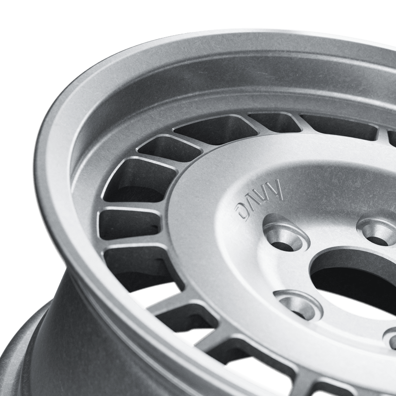 Image of Polaris RZR Pro R Detail 1